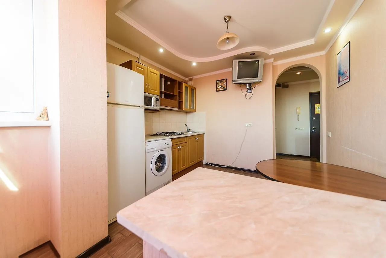 Apartment On Saksaganskogo 54/56 키예프